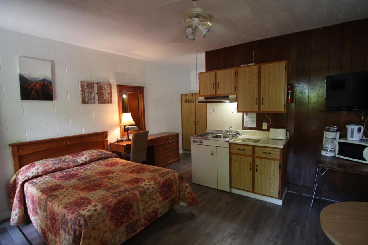 Motel Lennoxville Sherbrooke Eksteriør bilde
