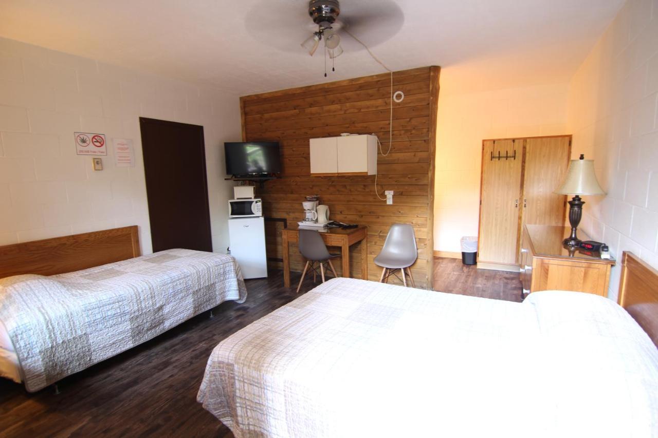 Motel Lennoxville Sherbrooke Eksteriør bilde