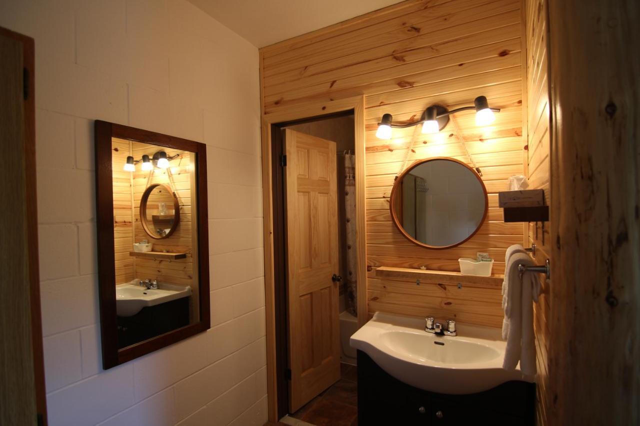 Motel Lennoxville Sherbrooke Eksteriør bilde